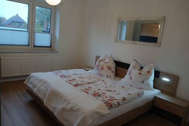 Ferienhaus für 4 Personen, mit Terrasse und Garten in Sande - 2