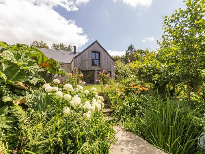 Gîte pour 12 personnes, avec jardin, animaux acceptés à Les Moitiers-d'Allonne - 3