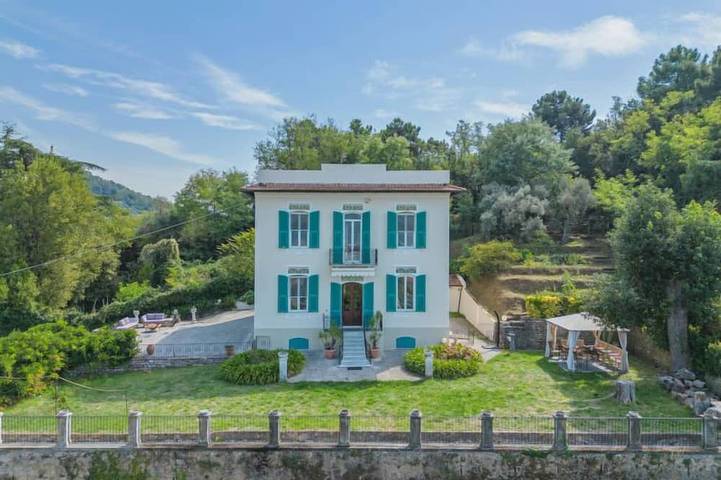 Ferienhaus für 7 Personen, mit Terrasse