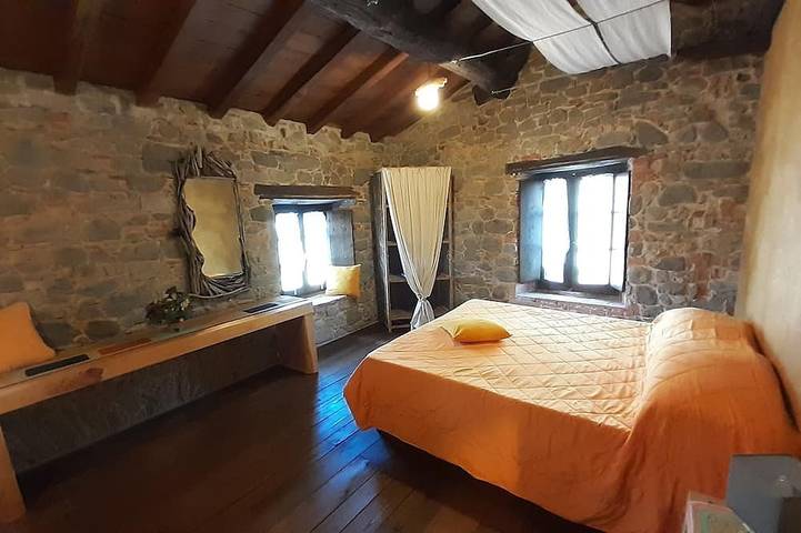 Location de vacances pour 7 personnes, avec balcon et jardin, animaux acceptés à Pieve Fosciana - 3