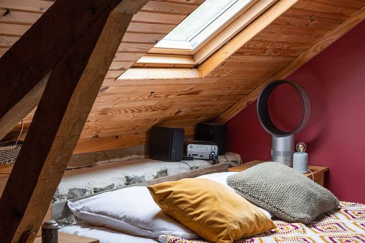 Location de vacances pour 15 personnes, avec jardin ainsi que piscine et terrasse à Arudy - 2