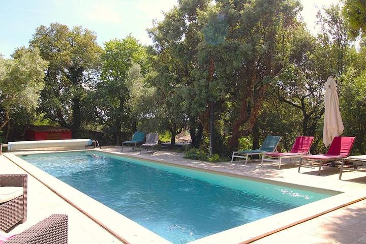Gîte pour 2 personnes, avec jacuzzi et piscine ainsi que jardin et terrasse à Le Pin - 2
