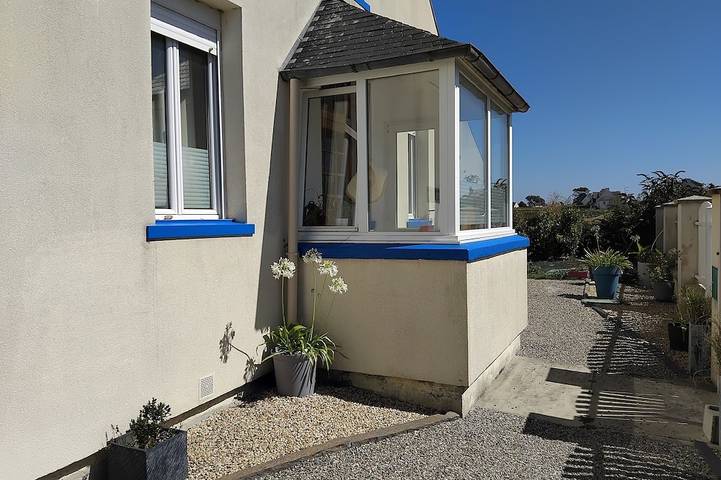 Location de vacances pour 5 personnes, avec jardin à Plougoulm