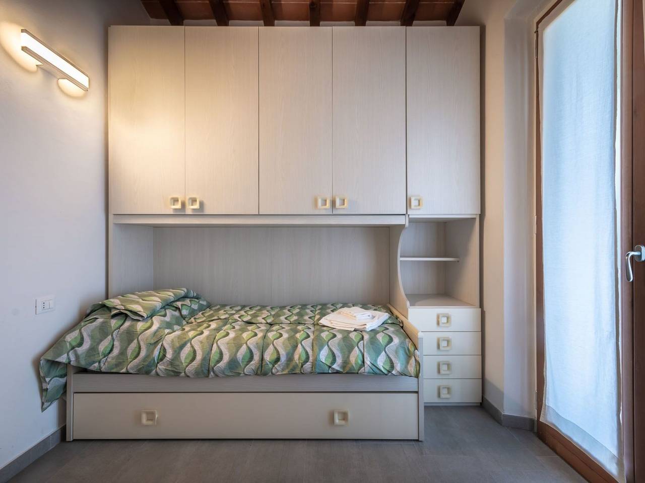 Appartamento intero, Modernes Haus mit Garten und privatem Parkplatz in Scandicci, Firenze province