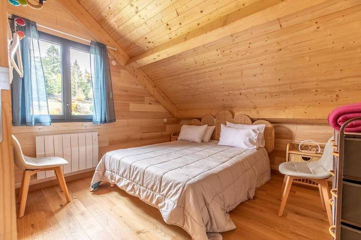 Chalet pour 4 personnes, avec jardin à Aydat - 4