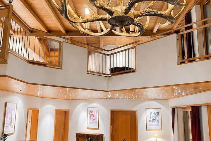 Ferienhaus für 18 Personen, mit Balkon und Garten - 1