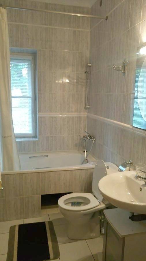 Ganze Wohnung, Apartment with courtyard in Lviv, Oblast Lemberg