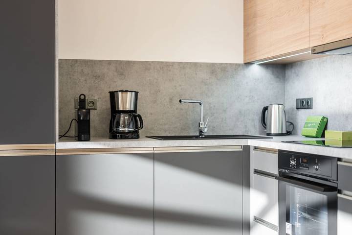 Bungalow für 8 Personen, mit Balkon und Sauna sowie Balkon/Terrasse in Tschechien - 2