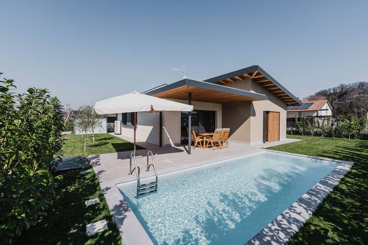 Villa für 6 Personen, mit Garten in Lazise