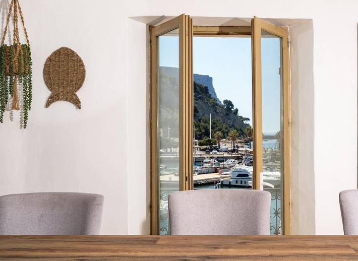 Gîte pour 6 personnes, avec vue dans Office De Tourisme De Cassis - 2