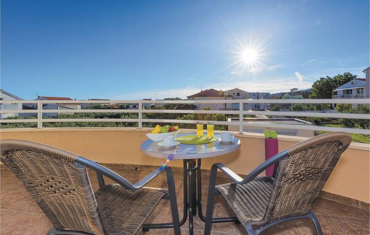 Ferienwohnung für 5 Personen, mit Terrasse, mit Haustier in Vodice - 3