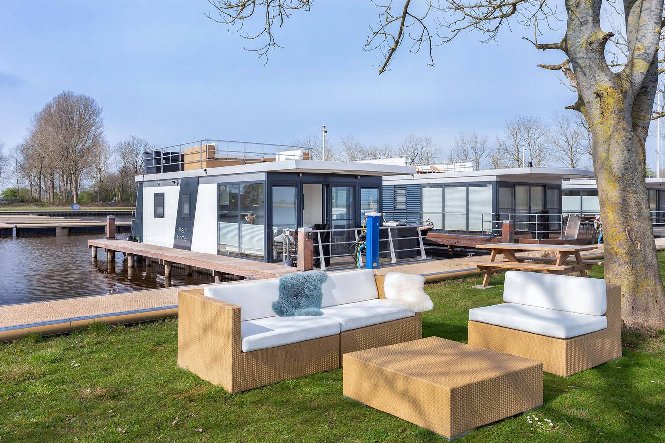 Houseboat Agua Dolce - Paviljoenwei 4-12 | Sneek (Offingawier) in Friesland