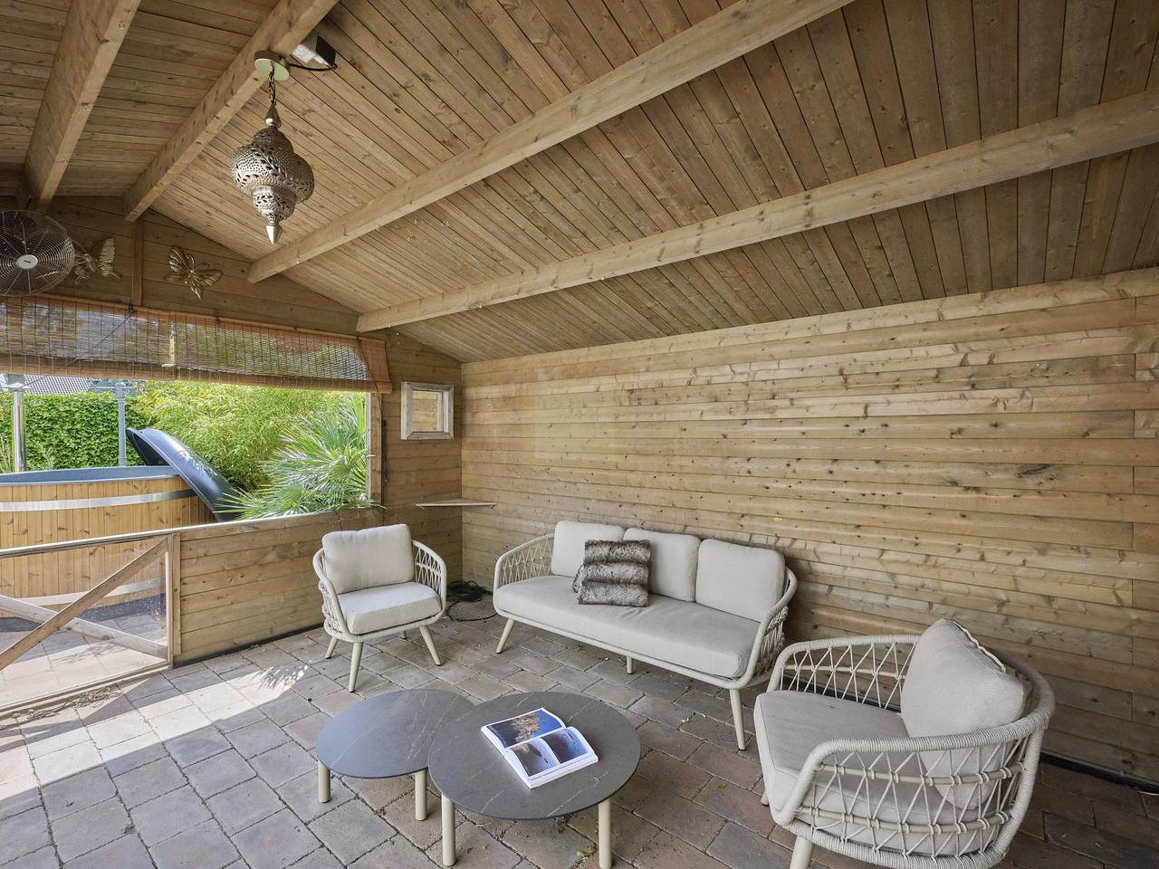 Luxe vakantiehuis met wellness in bosgebied in Kaatsheuvel, Noord-Brabant