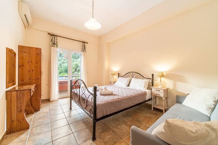 Gîte pour 3 personnes, avec Balcon dans Paleokastritsa