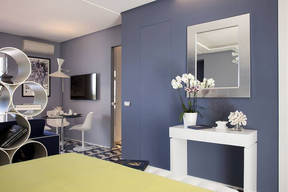 \"Suite Dolce Vita\" Capri Eine Terrasse am Meer 10 Minuten von der Piazzetta in Capri, Neapel Provinz