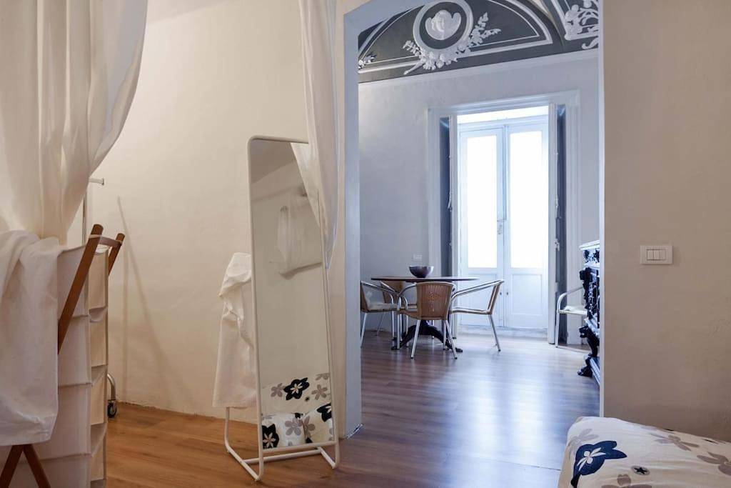 Appartamento intero, Loft Centro Ingresso Indipendente Giardino Privato in Catania, Catania e dintorni