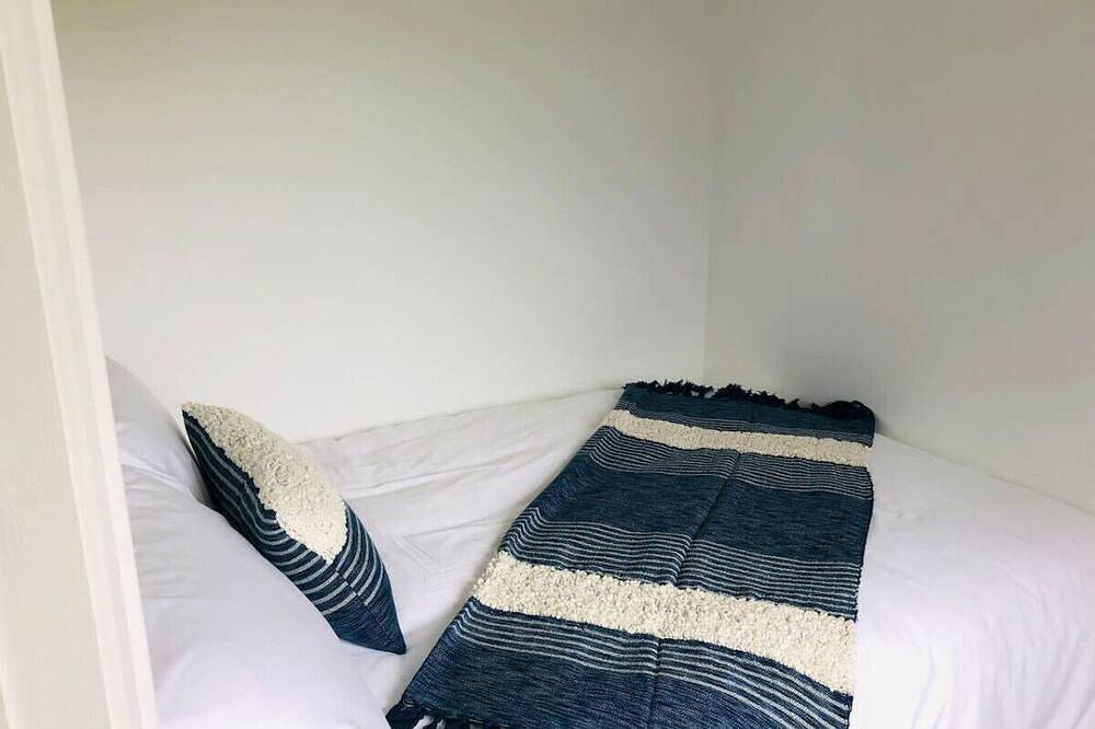 Entire apartment, Romantic Glamping Pod with Private Hot Tub | Ballycastle North Coast Retreat for Two in County Antrim