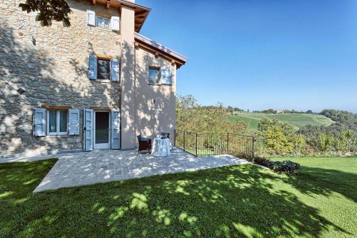Maison de campagne pour 2 personnes, avec jardin dans Province de Modène - 2