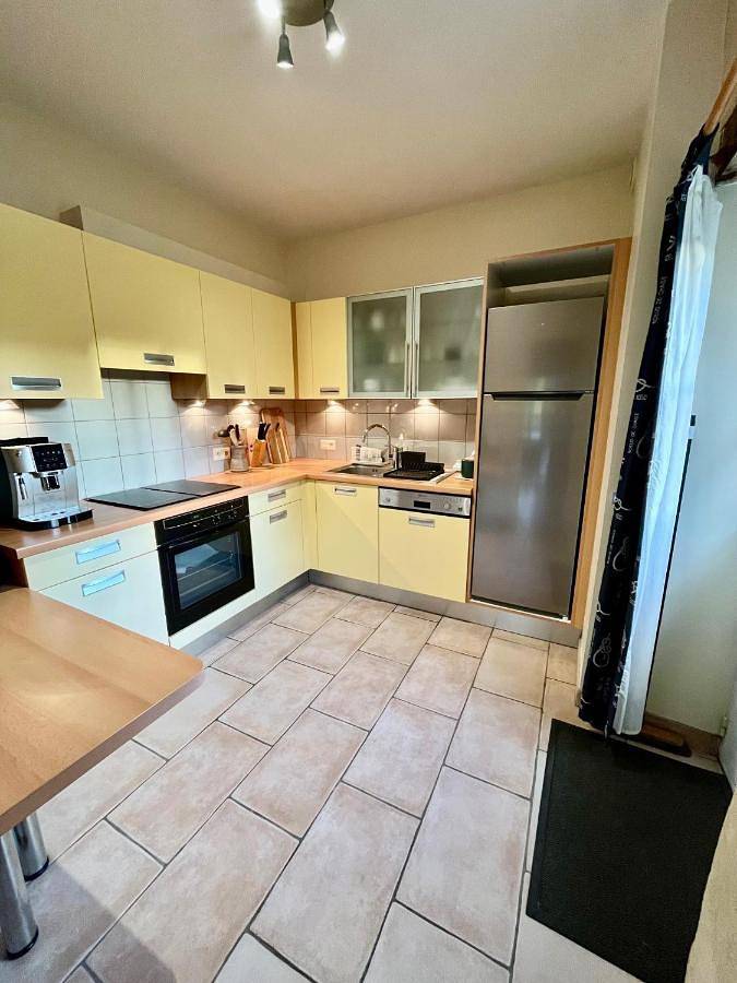 Appartement entier, One-Bedroom Apartment in Saint-Jouan-des-Guérets, Région de Saint-Malo