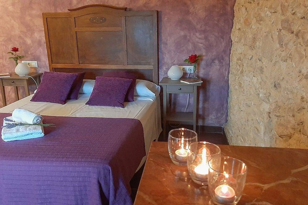 Gîte de charme pour couple 8/11 personnes très proche de la plage in Sant Vicenç de Calders, El Vendrell