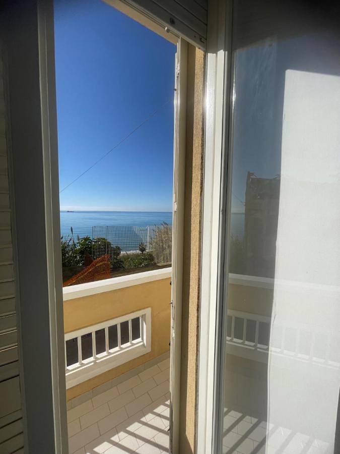 Maison d’hôte pour 3 personnes, avec balcon et vue à Gela - 2