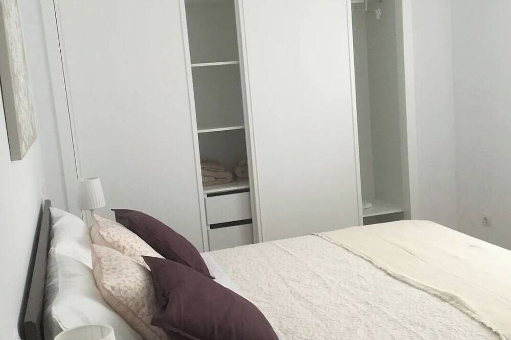 Apartamento entero, A casa de María Bazarra.\nvistas al mar, ascensor y aire acondicionado. in Puebla del Caramiñal, Rias Baixas