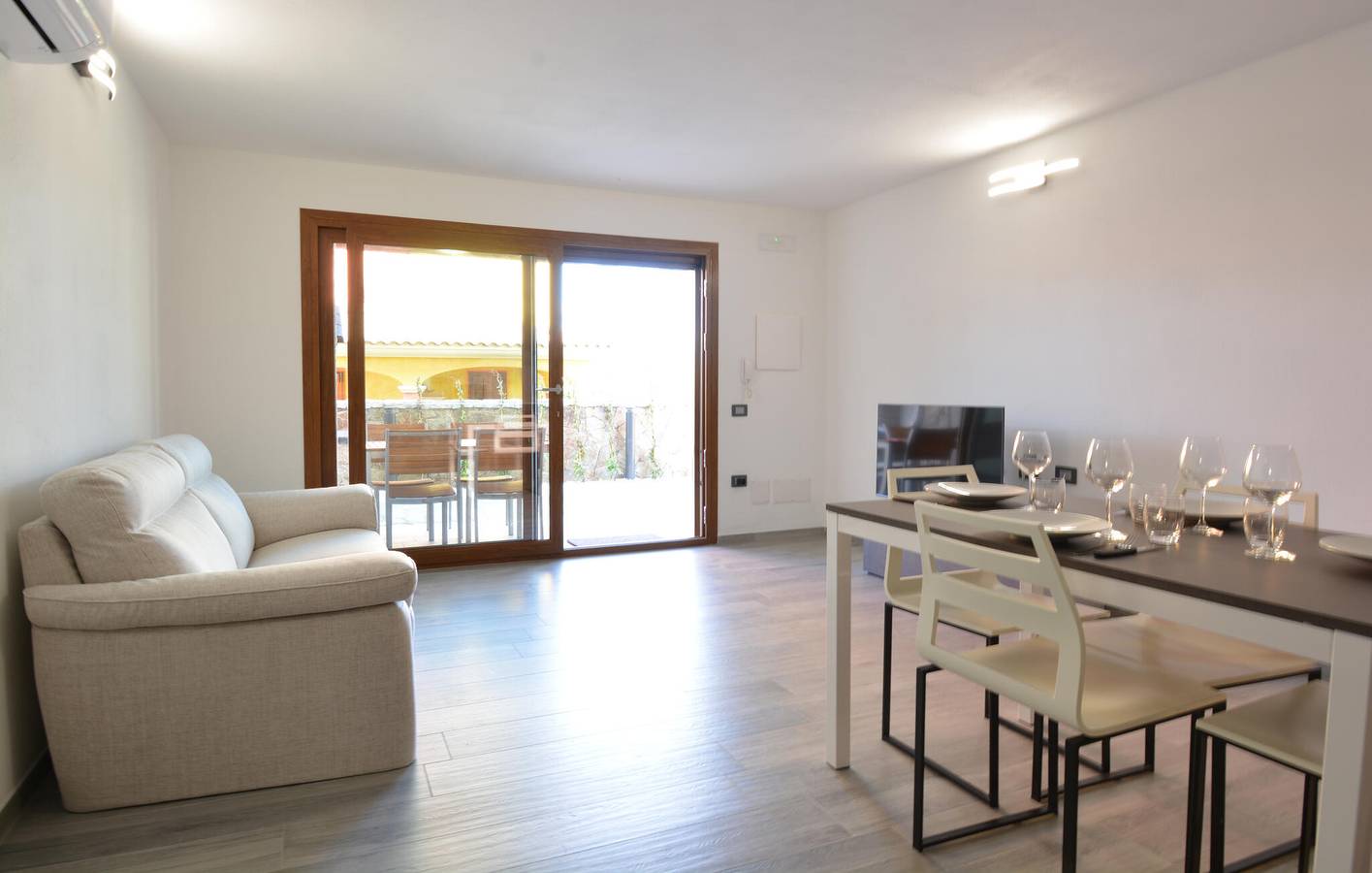 Appartamento intero, Accogliente appartamento Olia Speciosa con parcheggio e terrazza in Olia Speciosa, Cagliari e Dintorni