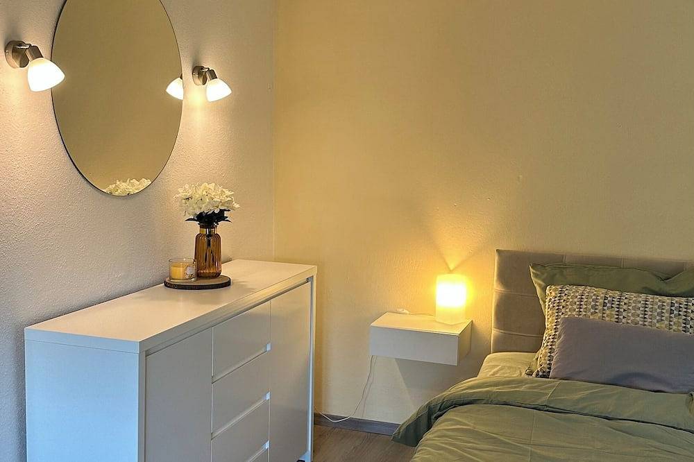 Ganze Wohnung, Ferienwohnung Schlossblick \ngemütlich-Moderne Wohnung mit Terrasse und Ausblick in Heiligenstadt, Fränkische Schweiz