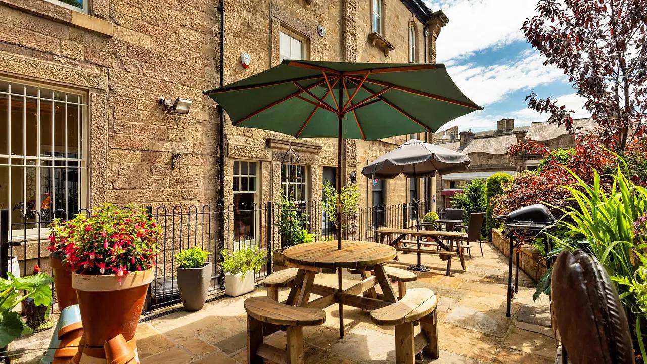 Entire holiday apartment, Ferienwohnung für 6 Personen (100 m²) in Buxton in Buxton, Derbyshire