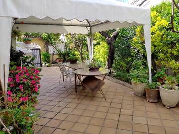 Gîte pour 5 personnes, avec jardin et balcon à Lanzahíta