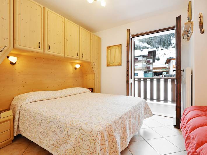 Gîte pour 4 personnes, avec balcon à Canazei - 3