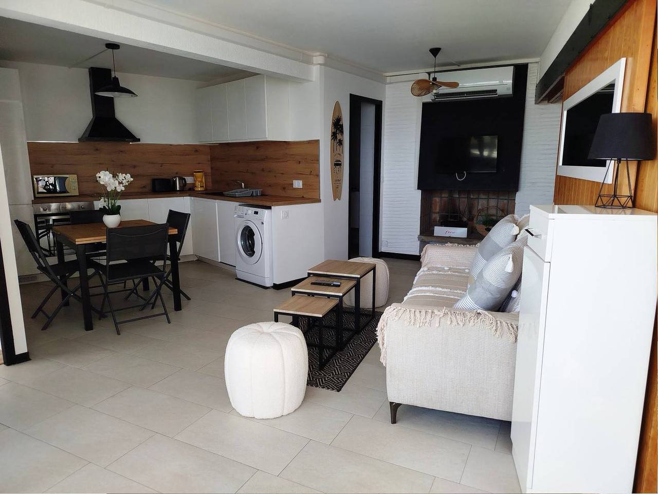 Appartement de vacances entier, Bord de mer pour ce T2 cabine climatisé avec parking et Wifi- 6Pc250 in Saint-Cyprien-Plage, Saint-Cyprien