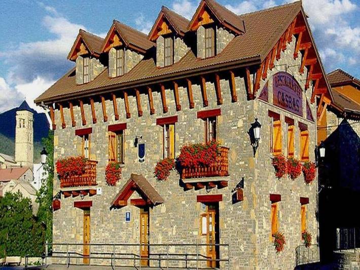 Hôtel pour 3 personnes, avec terrasse et vue à Sabiñánigo - 3