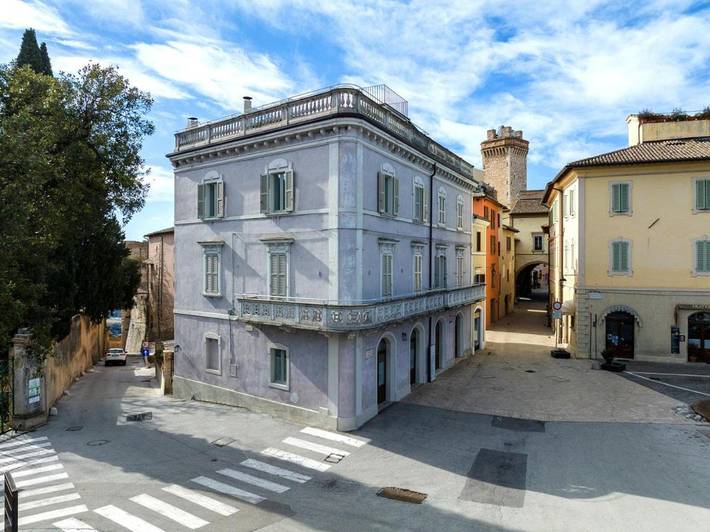 B&b per 2 persone, con Balcone e Terrazza nonché Giardino e Panorama a Trevi