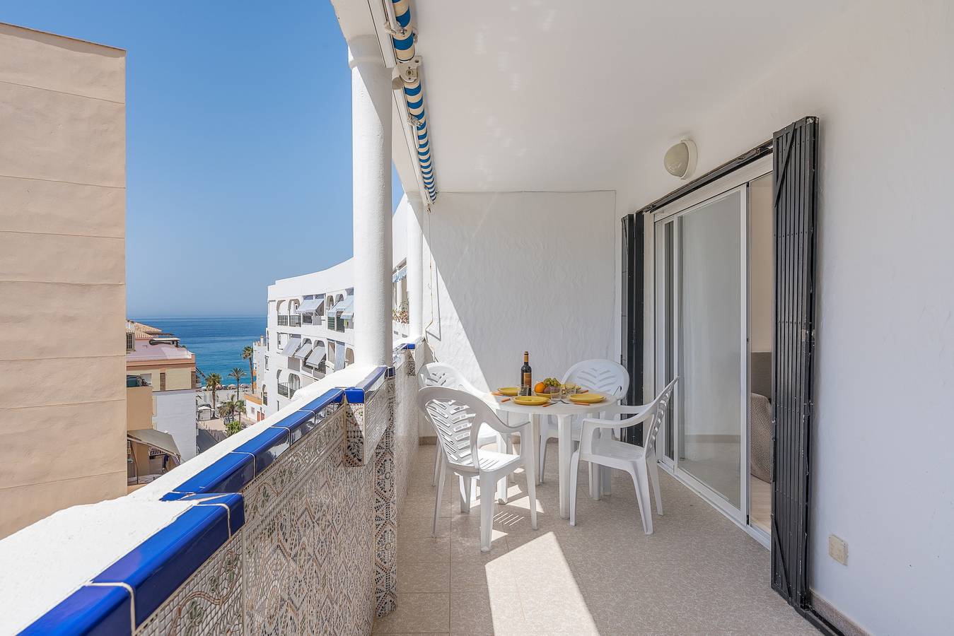 Ganze Wohnung, Ferienwohnung 'Apartamento Mediterraneo 7' mit Meerblick, Wlan und Klimaanlage in La Herradura, Almuñecar