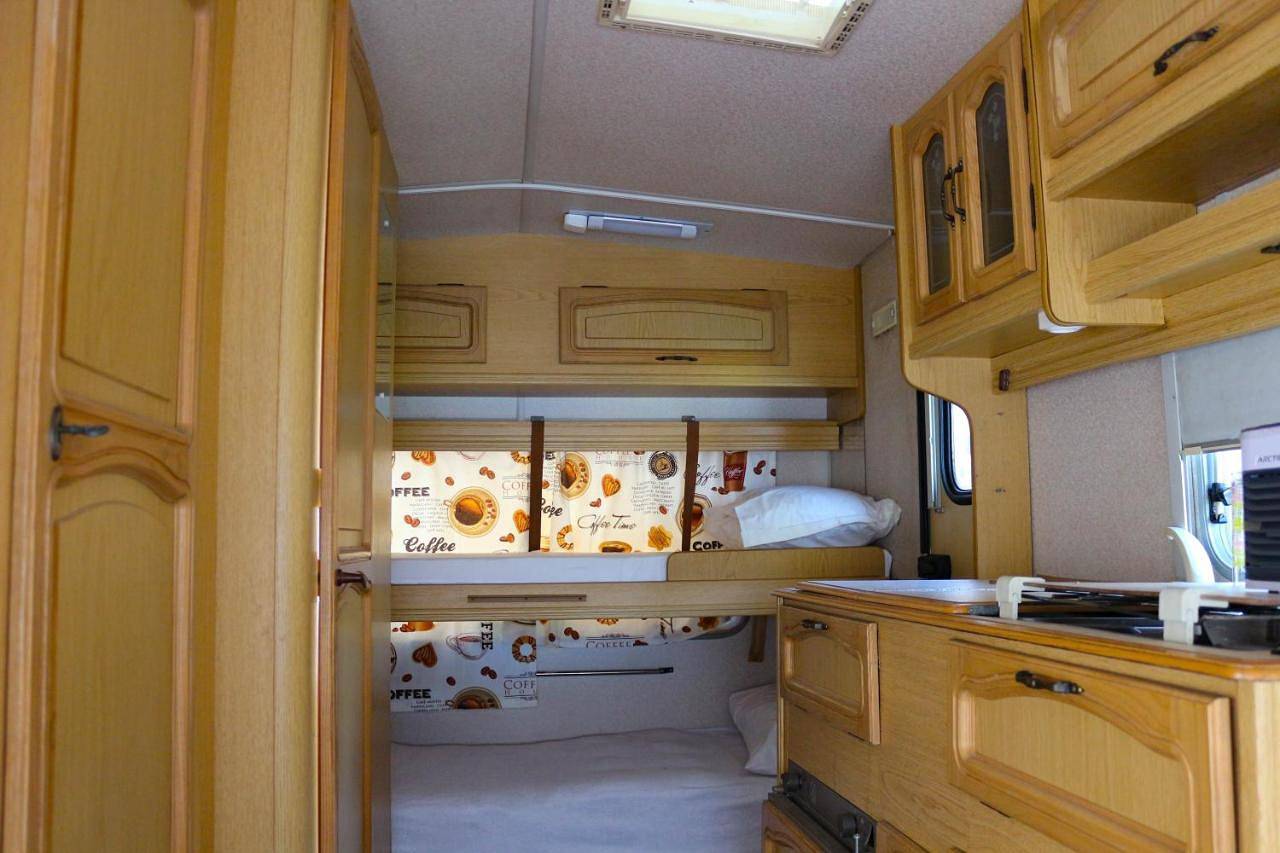Caravan in Zlatna Ribka, Chernomorets