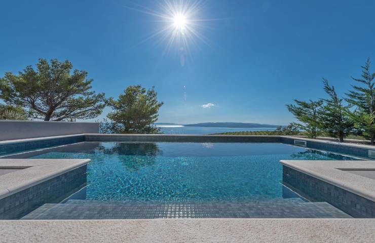 Vakantiehuis voor 8 personen, met tuin en terras in Makarska