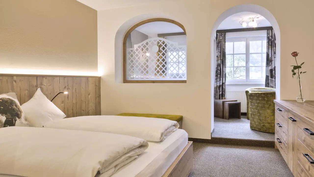 Mehrbettzimmer für 4 Personen (34 m²) in Gosau in Dachsteingebirge, Gosau