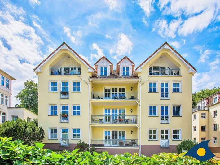 Bungalow für 5 Personen, mit Balkon und Seeblick