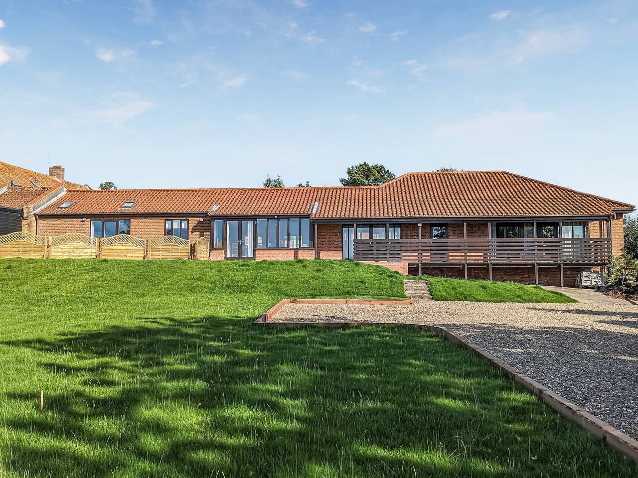 Hogbert's Hideaway in Waveney District, Sunrise Coast