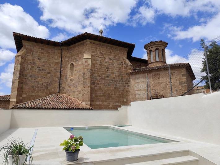 Casa para 8 personas, con jardín además de piscina y vistas en La Rioja