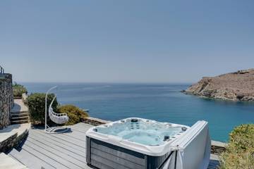 Villa for 6 People in Poseidonia, Syros, Photo 1