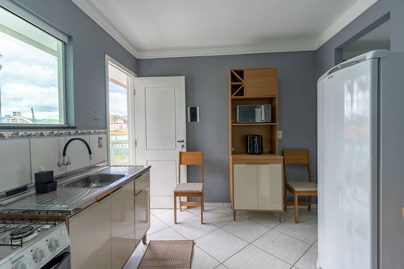 Entire apartment, Loft com ótima localização,Wi-Fi e ar-condicionado in Biguaçu, Litoral Catarinense
