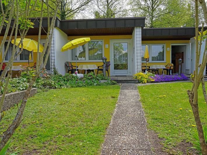 Ferienwohnung für 2 Personen, mit Terrasse und Garten in Bad Dürrheim - 4