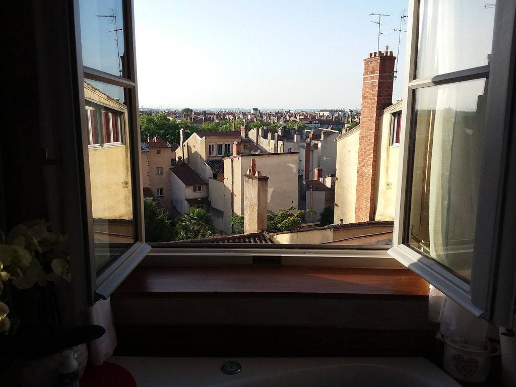 Chambre d'hôtes Bienvenue Chez Sylvie, Vieux Lyon - Orchidée in Fourvière, Lyon