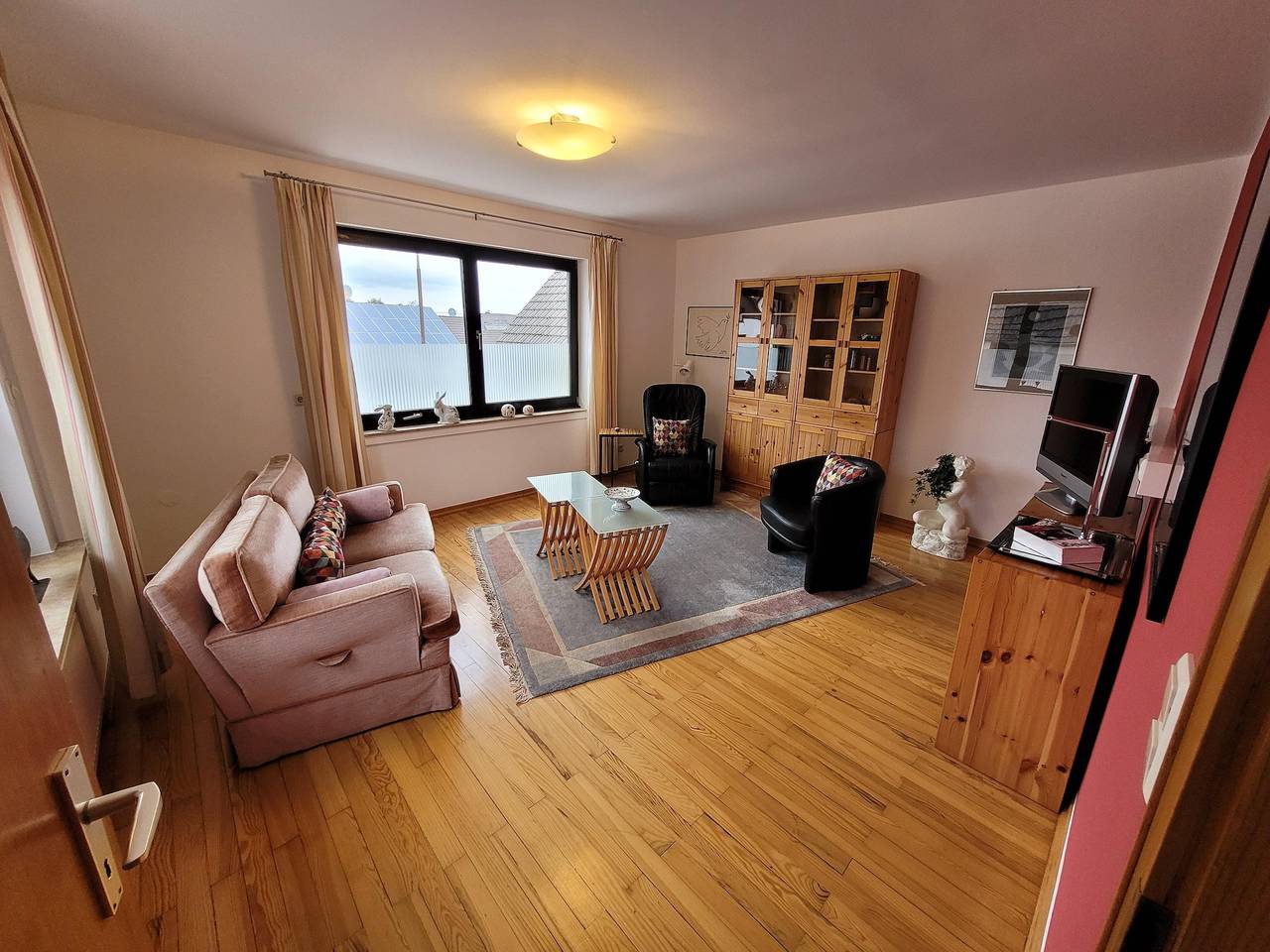 Apartamento vacacional entero, Apartamento, ducha, Wc, lado mirando al jardín in Sistig, Kall