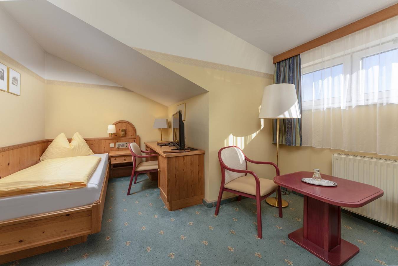 Einzelzimmer (ab 4N/Fr) in Altenmarkt im Pongau, Ski Amadé