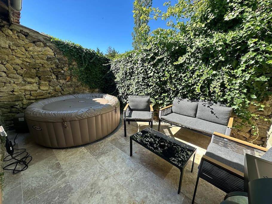 Maison au calme in Sauveterre-de-Guyenne, Région de Langon