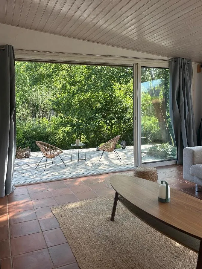 Chalet para 8 personas, con jacuzzi y piscina además de terraza y jardín - 1