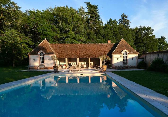 Location de vacances pour 2 personnes, avec piscine ainsi que vue et jardin à Huisseau-sur-Cosson - 4